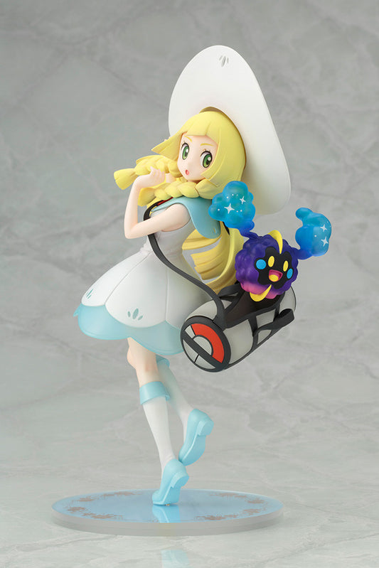 Pocket Monsters Moon - Pocket Monsters Sun - Cosmog - Lillie - Pokémon Center Original Figure - 1/8